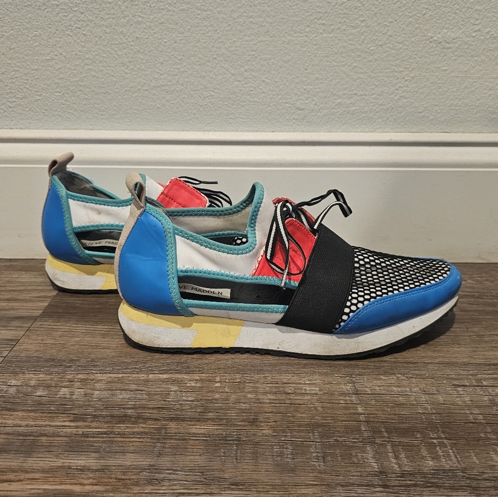 Steve Madden Funky Slide On Sneakers